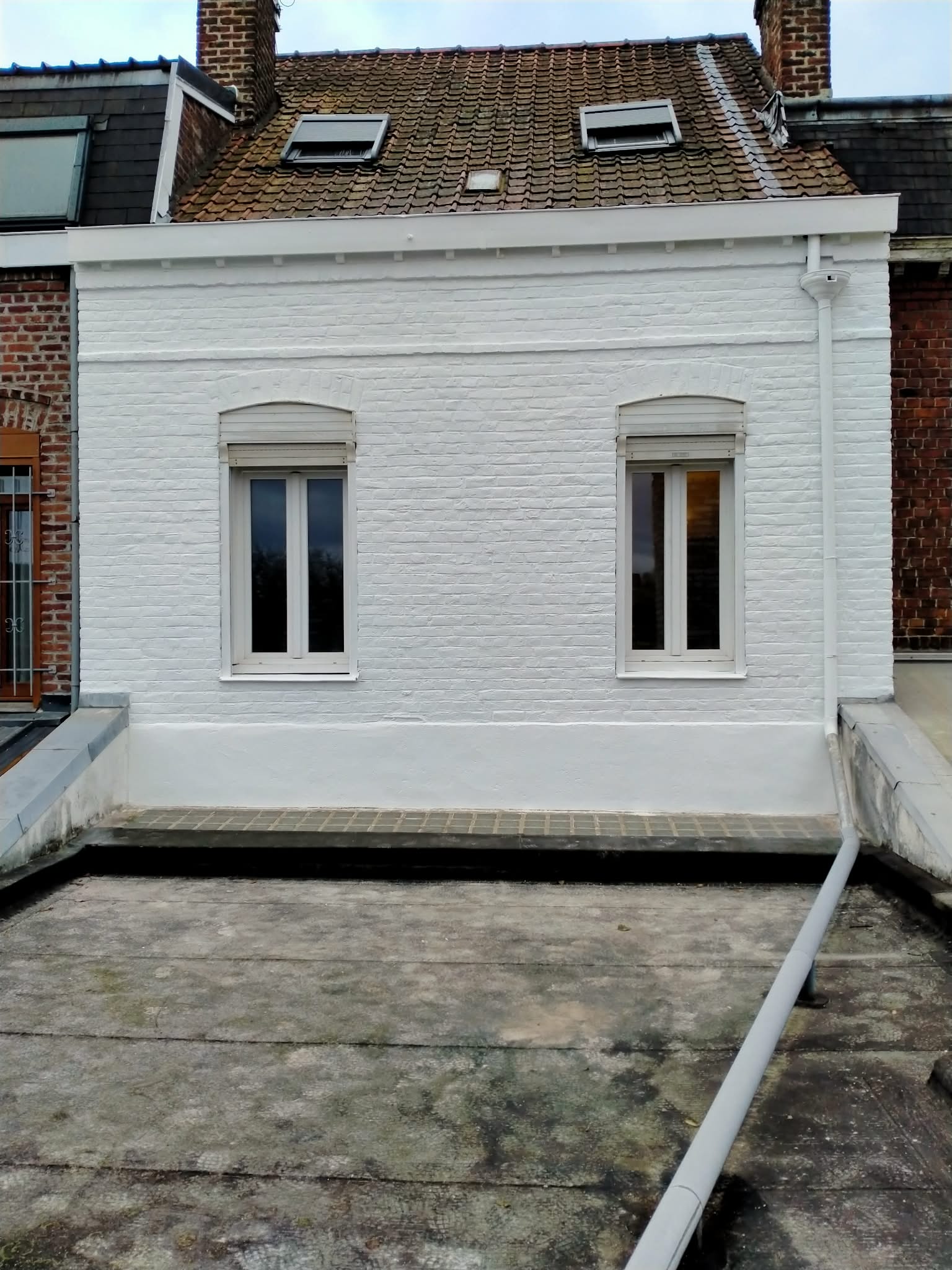 Façade briques peinte en blanc — Nord (59)